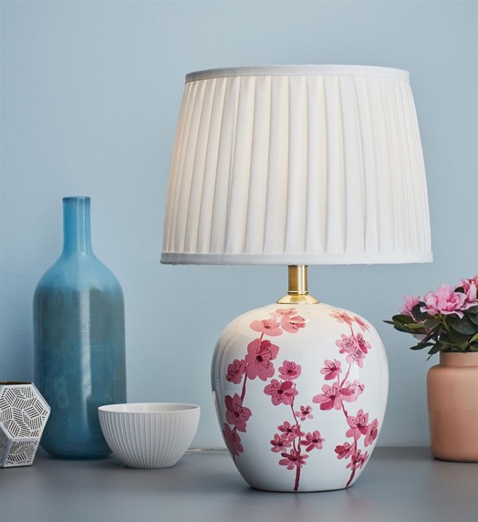 Lampy w barwach tęczy - wprowadź kolor do swojego domu!