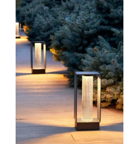 Zewnętrzna lampa stojąca FRAME FRA_4055X Estiluz