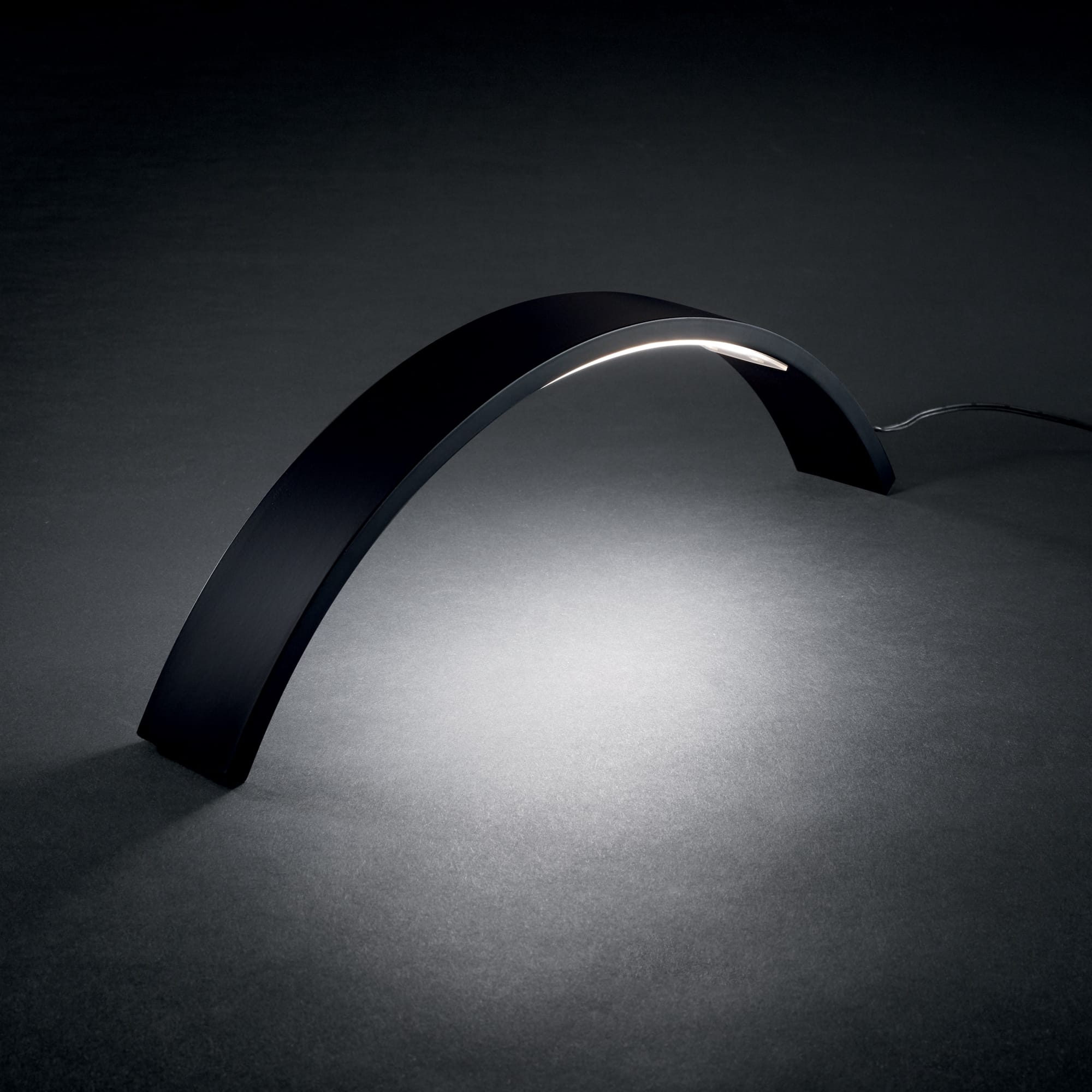 Lampa podłogowa Air TL24 207780 Ideal Lux nowoczesna oprawa w kolorze czarnym